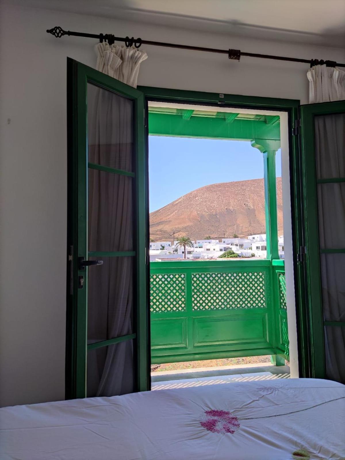 Montana De Uga Apartment Ngoại thất bức ảnh